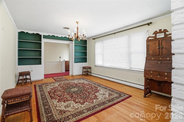 401 E End Avenue, Statesville, NC 28677