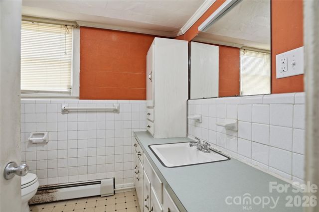 401 E End Avenue, Statesville, NC 28677