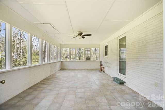 401 E End Avenue, Statesville, NC 28677