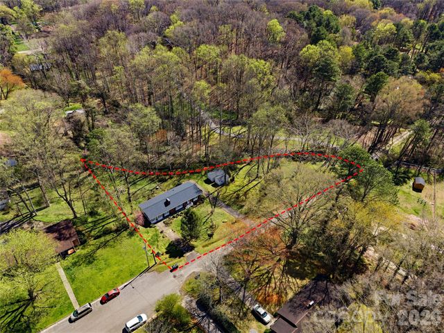 401 E End Avenue, Statesville, NC 28677