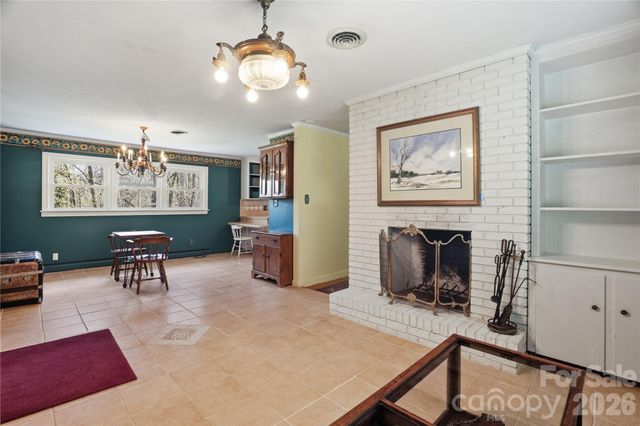 401 E End Avenue, Statesville, NC 28677