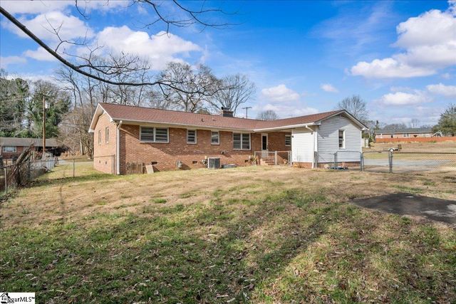 103 Quail Drive, Spartanburg, SC 29302