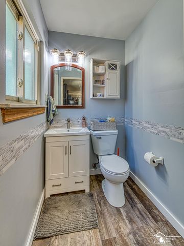 4843 Valley Road, Trenton, MI 48183