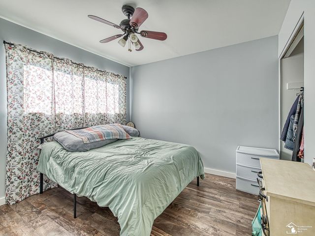 4843 Valley Road, Trenton, MI 48183