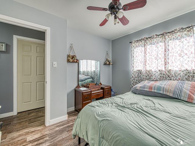 4843 Valley Road, Trenton, MI 48183