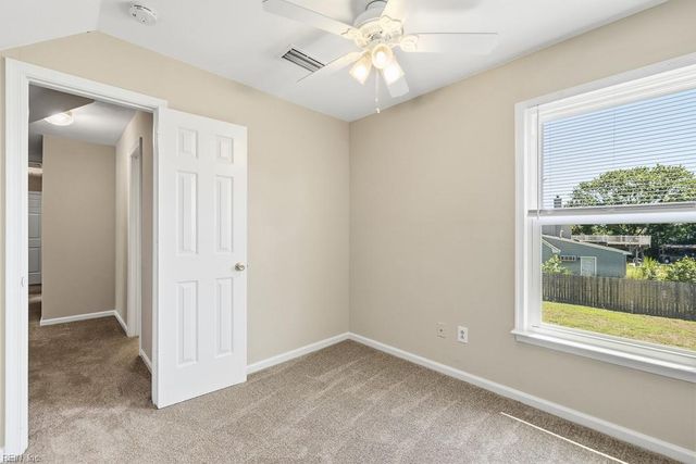 413 Creekwood DR, Chesapeake, VA 23323