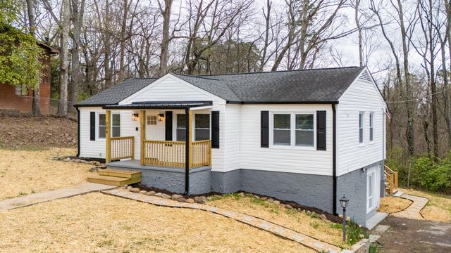 204 Waheela Drive, Chattanooga, TN 37404