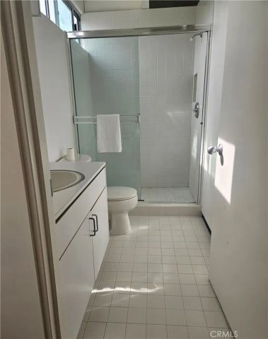 12217 Dorothy Street, Los Angeles, CA 90049