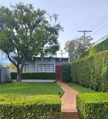 12217 Dorothy Street, Los Angeles, CA 90049