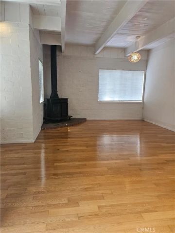 12217 Dorothy Street, Los Angeles, CA 90049