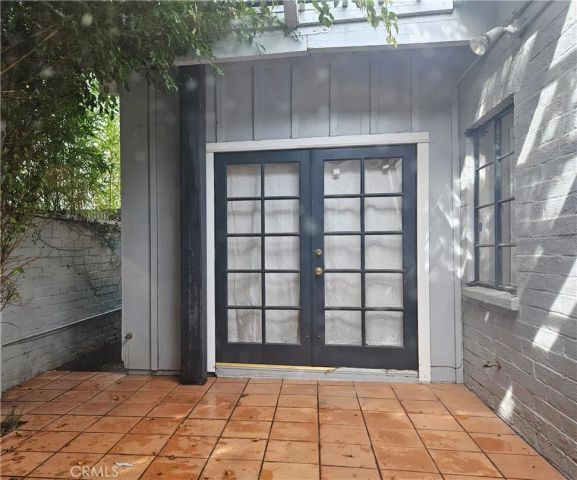 12217 Dorothy Street, Los Angeles, CA 90049