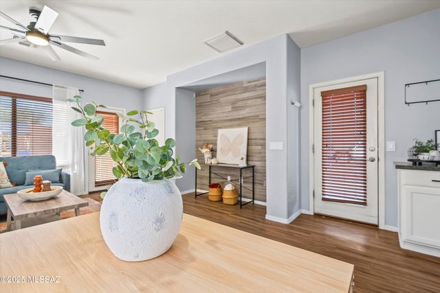 255 W Calle Cajeta, Sahuarita, AZ 85629