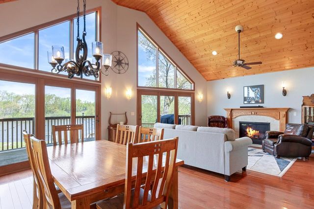 W5542 Oxbow Trail, Princeton, WI 54968