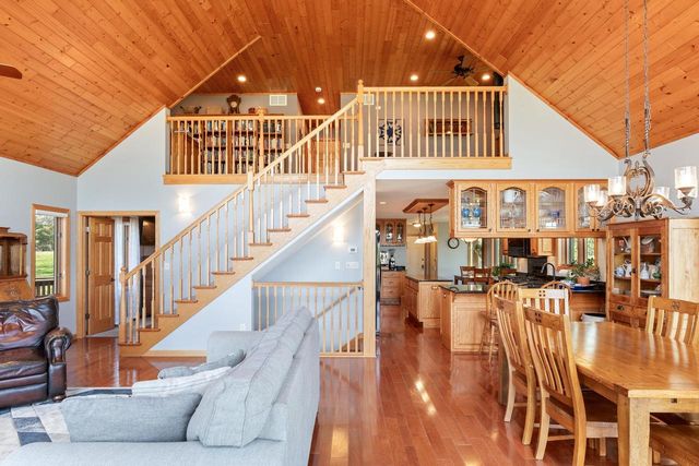 W5542 Oxbow Trail, Princeton, WI 54968