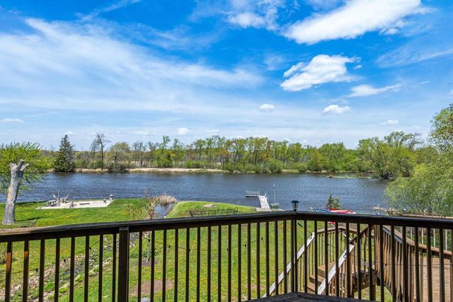W5542 Oxbow Trail, Princeton, WI 54968