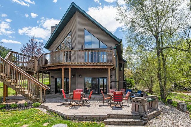 W5542 Oxbow Trail, Princeton, WI 54968