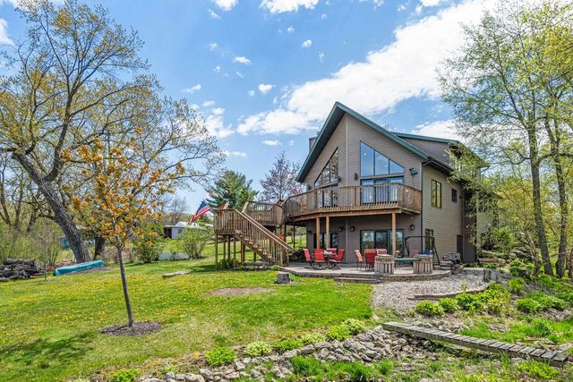 W5542 Oxbow Trail, Princeton, WI 54968