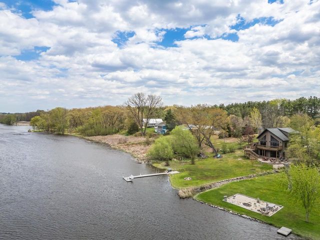 W5542 Oxbow Trail, Princeton, WI 54968