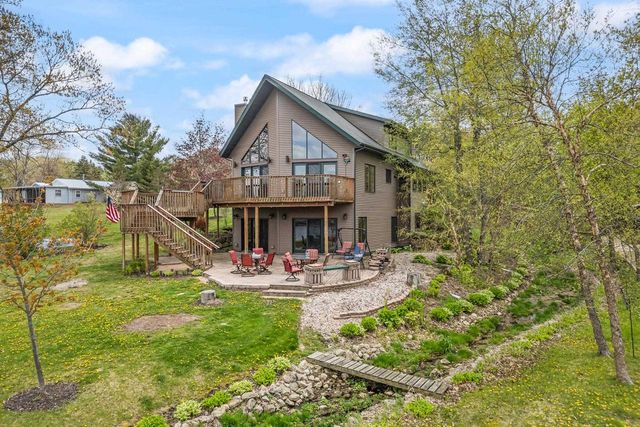 W5542 Oxbow Trail, Princeton, WI 54968
