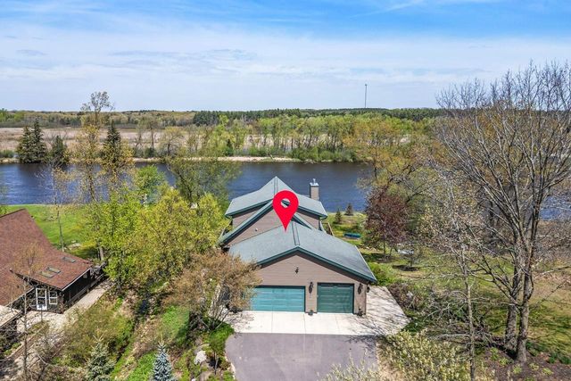 W5542 Oxbow Trail, Princeton, WI 54968