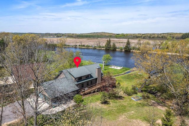 W5542 Oxbow Trail, Princeton, WI 54968