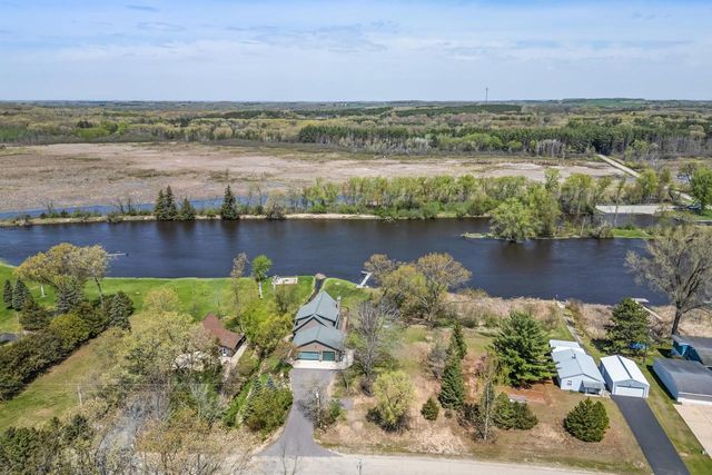 W5542 Oxbow Trail, Princeton, WI 54968