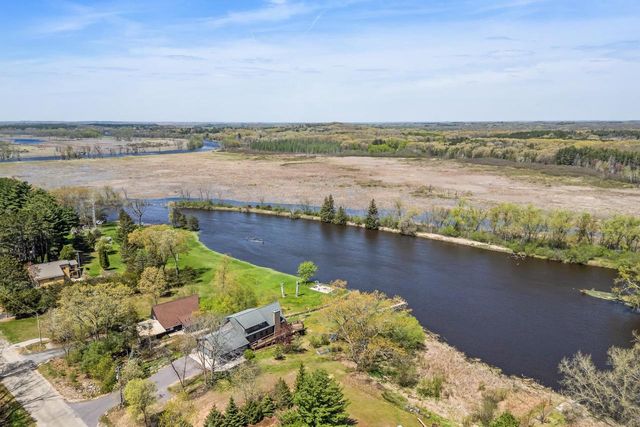 W5542 Oxbow Trail, Princeton, WI 54968