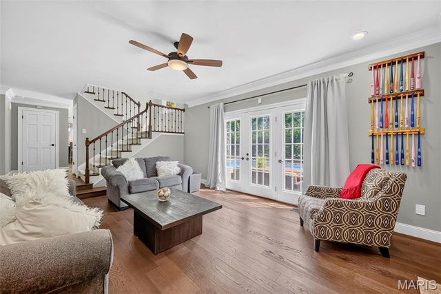 2024 Meadowbrook Way Drive, Chesterfield, MO 63017