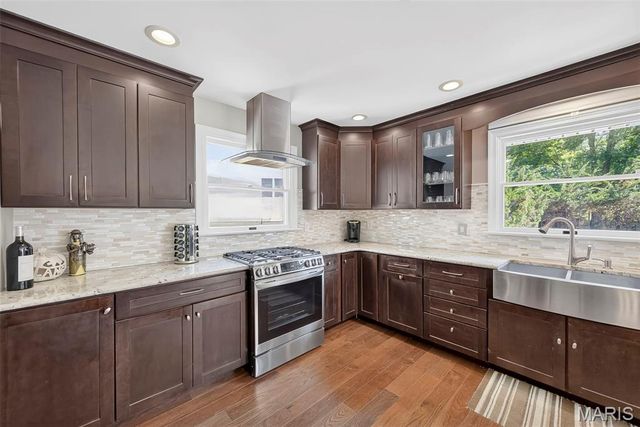 2024 Meadowbrook Way Drive, Chesterfield, MO 63017