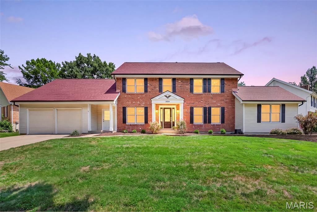 2024 Meadowbrook Way Drive, Chesterfield, MO 63017