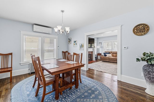 372 Buffinton St, Somerset, MA 02726