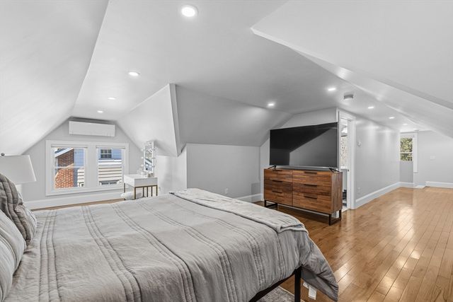 372 Buffinton St, Somerset, MA 02726