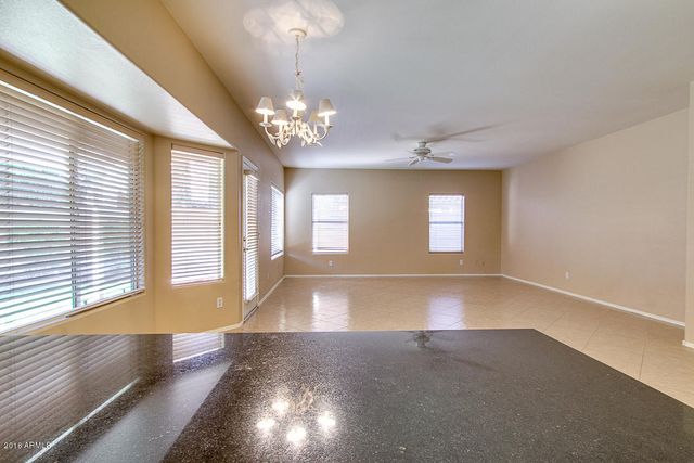 5951 W PARK Avenue, Chandler, AZ 85226