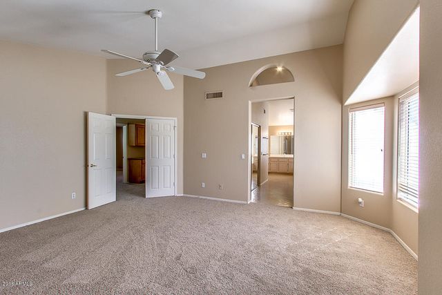 5951 W PARK Avenue, Chandler, AZ 85226