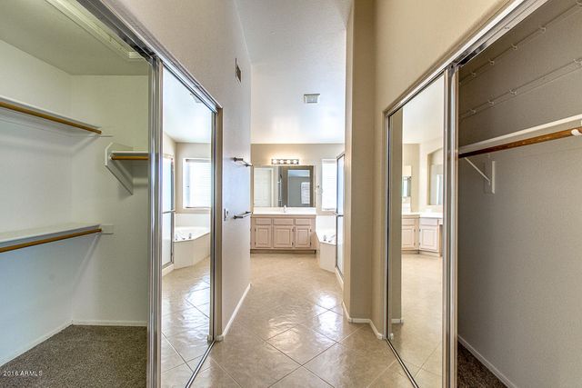 5951 W PARK Avenue, Chandler, AZ 85226