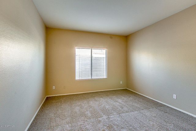 5951 W PARK Avenue, Chandler, AZ 85226