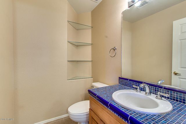 5951 W PARK Avenue, Chandler, AZ 85226