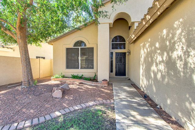 5951 W PARK Avenue, Chandler, AZ 85226
