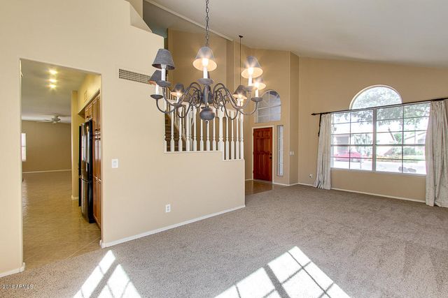 5951 W PARK Avenue, Chandler, AZ 85226