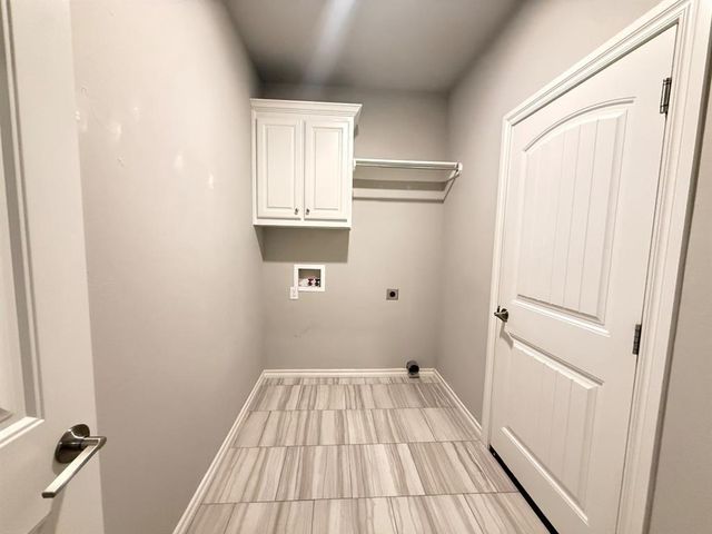 9544 Monterey Drive, Edmond, OK 73025