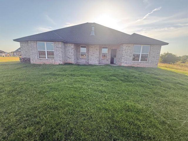 9544 Monterey Drive, Edmond, OK 73025