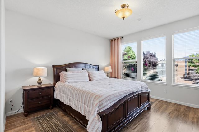 5048 Calle Espana NW, Albuquerque, NM 87120