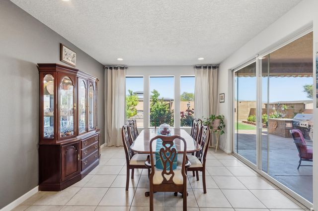 5048 Calle Espana NW, Albuquerque, NM 87120