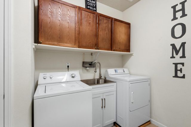 5048 Calle Espana NW, Albuquerque, NM 87120