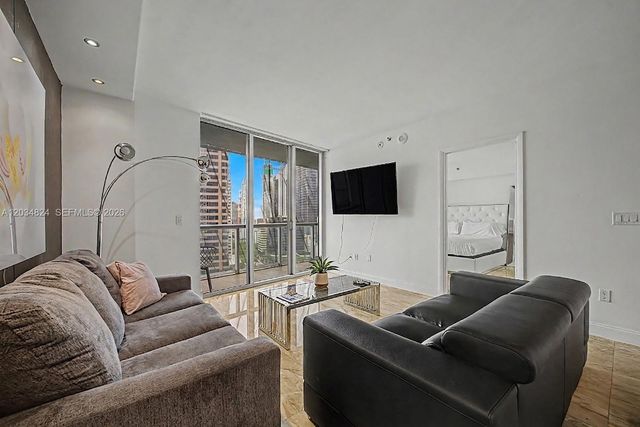 485 Brickell Ave 2009, Miami, FL 33131