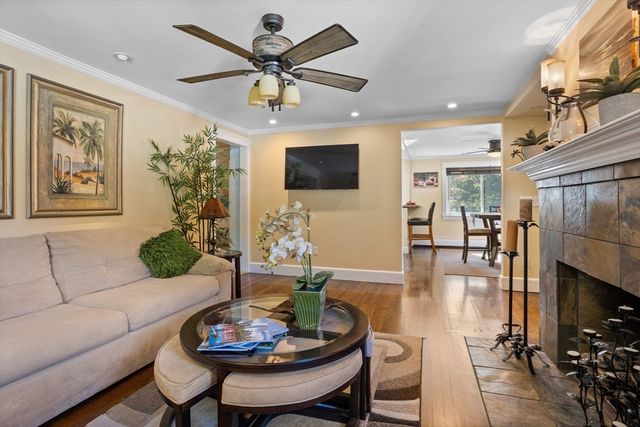 42 Walnut St, Saugus, MA 01906