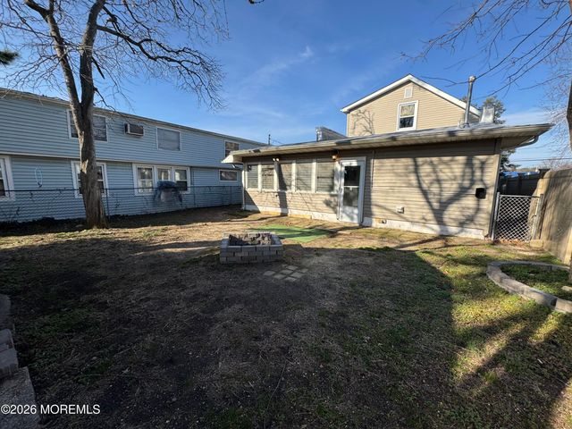 207 Ocean Gate Avenue, Ocean Gate, NJ 08740