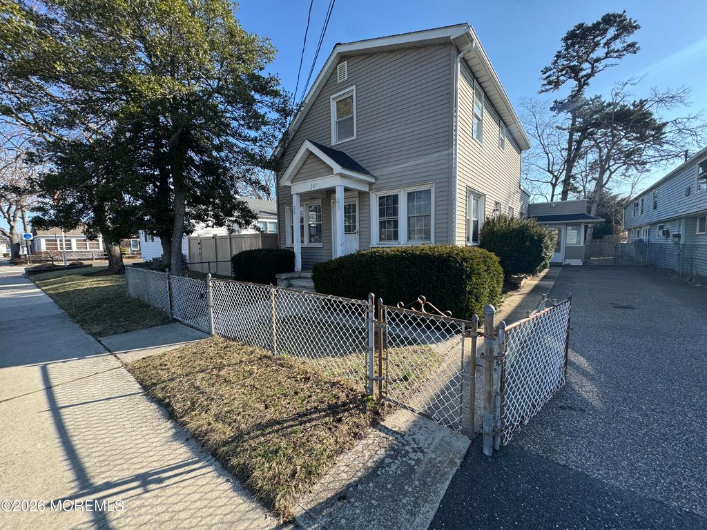 207 Ocean Gate Avenue, Ocean Gate, NJ 08740