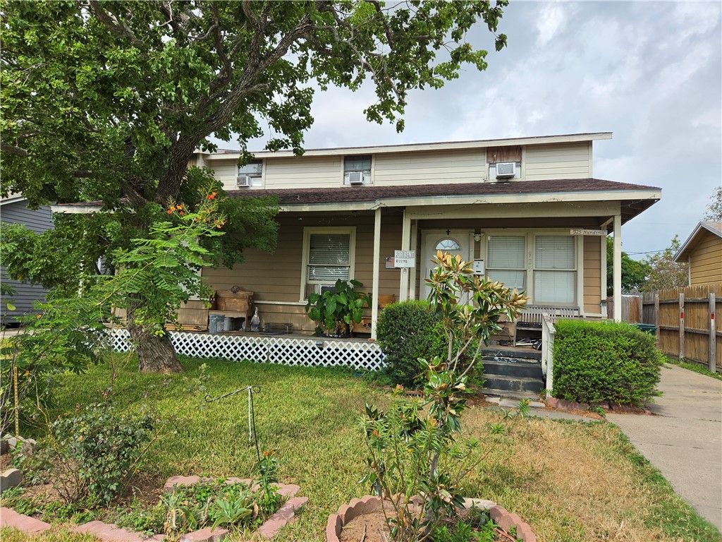 925 Nandina Dr, Corpus Christi, TX 78408 — exterior
