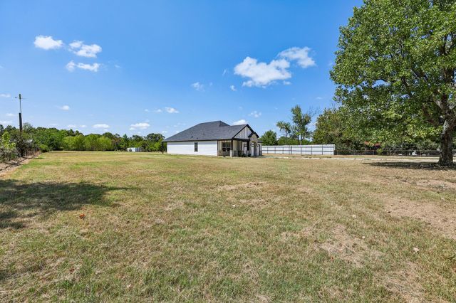 592 VZ County Road 2430, Mabank, TX 75147